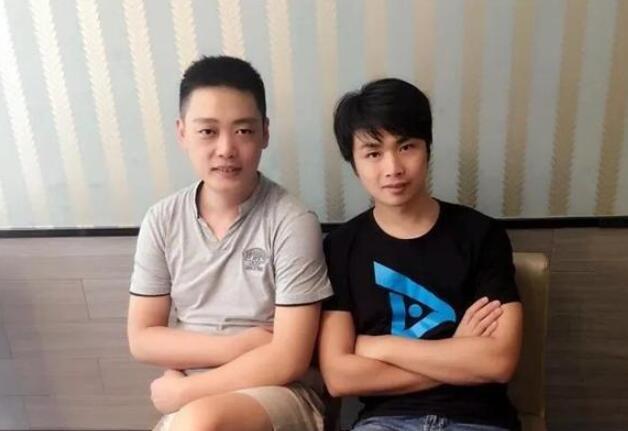 中國電競?cè)宋锱判邪駏zi不在前五名第一名世界冠軍拿到手軟(圖4)