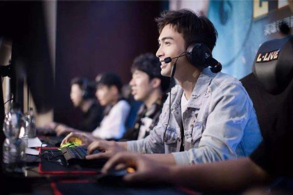 Doinb再次證明：年長(zhǎng)選手在LPL的實(shí)力與潛力