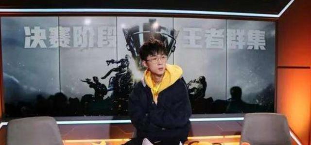 電競?cè)ψ顜浥判邪?！第一名實力顏值碾壓不求人和平一哥誕生(圖4)