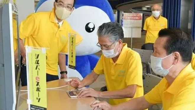 什么？我奶都可以打電競(jìng)比賽了就我不可以？(圖20)