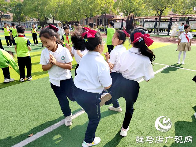 駐馬店市第二十四小學(xué)：傳統(tǒng)游戲綻活力 特色課程助成長(圖2)