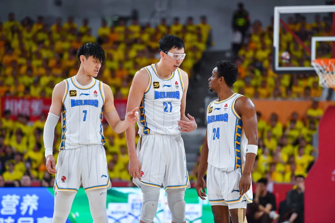 賽事播報 CBA季后賽北京再勝山西迎賽點 “五一”期間賽事活動精彩紛呈